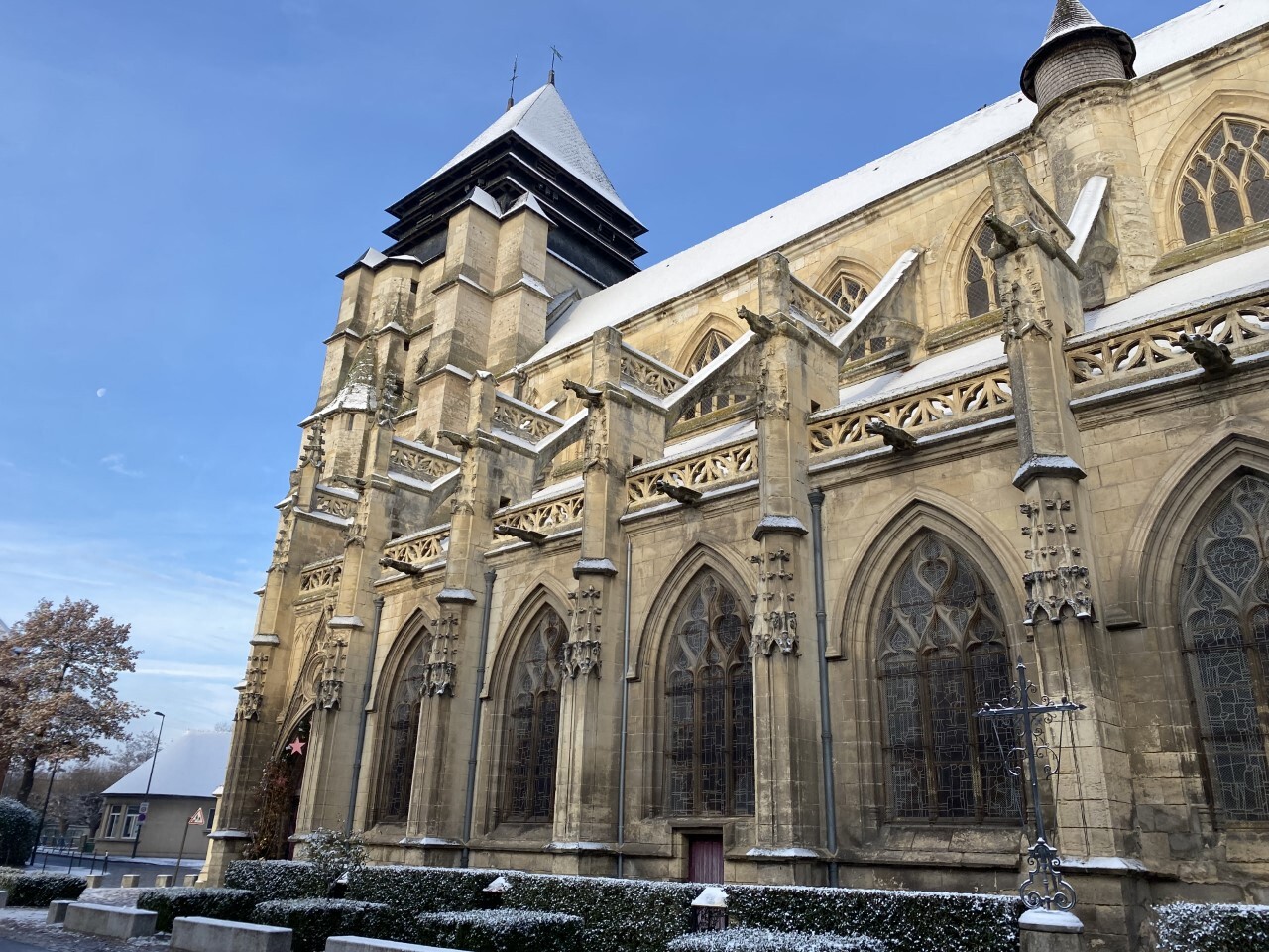 L'église Saint-Michel de Pont-l'Evêque (Calvados).